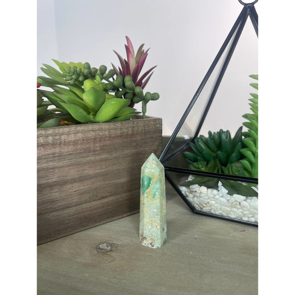 Phantom Fluorite Tower Polished Point Wand - Picture 4 of 10